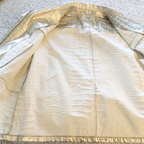 Erin London metallic gold alligator skin cotton blend jacket - Picture 3 of 6